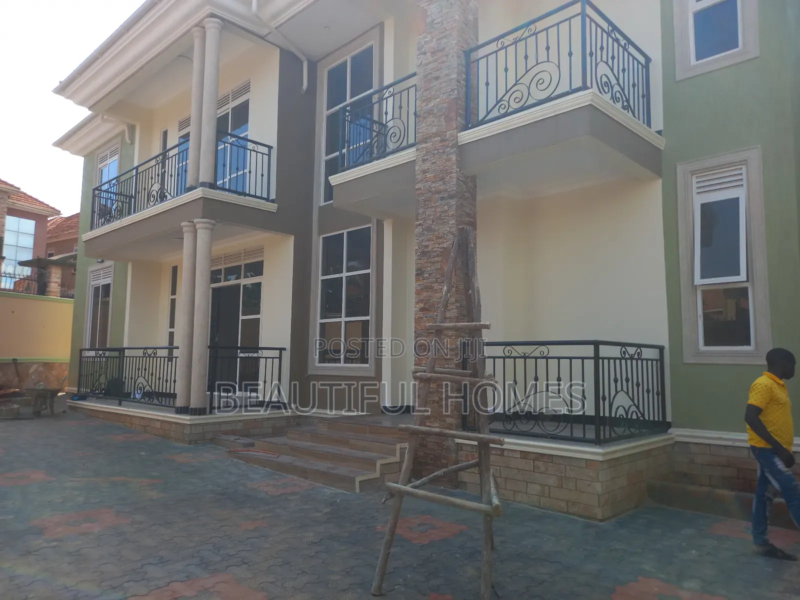 Furnished 5bdrm Mansion in Kyanja, Nakawa for sale