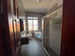 Furnished 5bdrm Mansion in Kyanja, Nakawa for sale