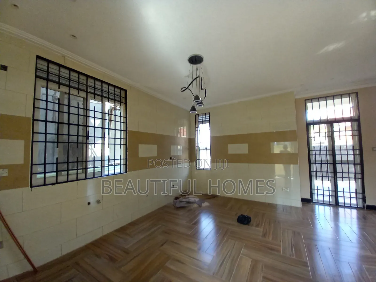 Furnished 5bdrm Mansion in Kyanja, Nakawa for sale