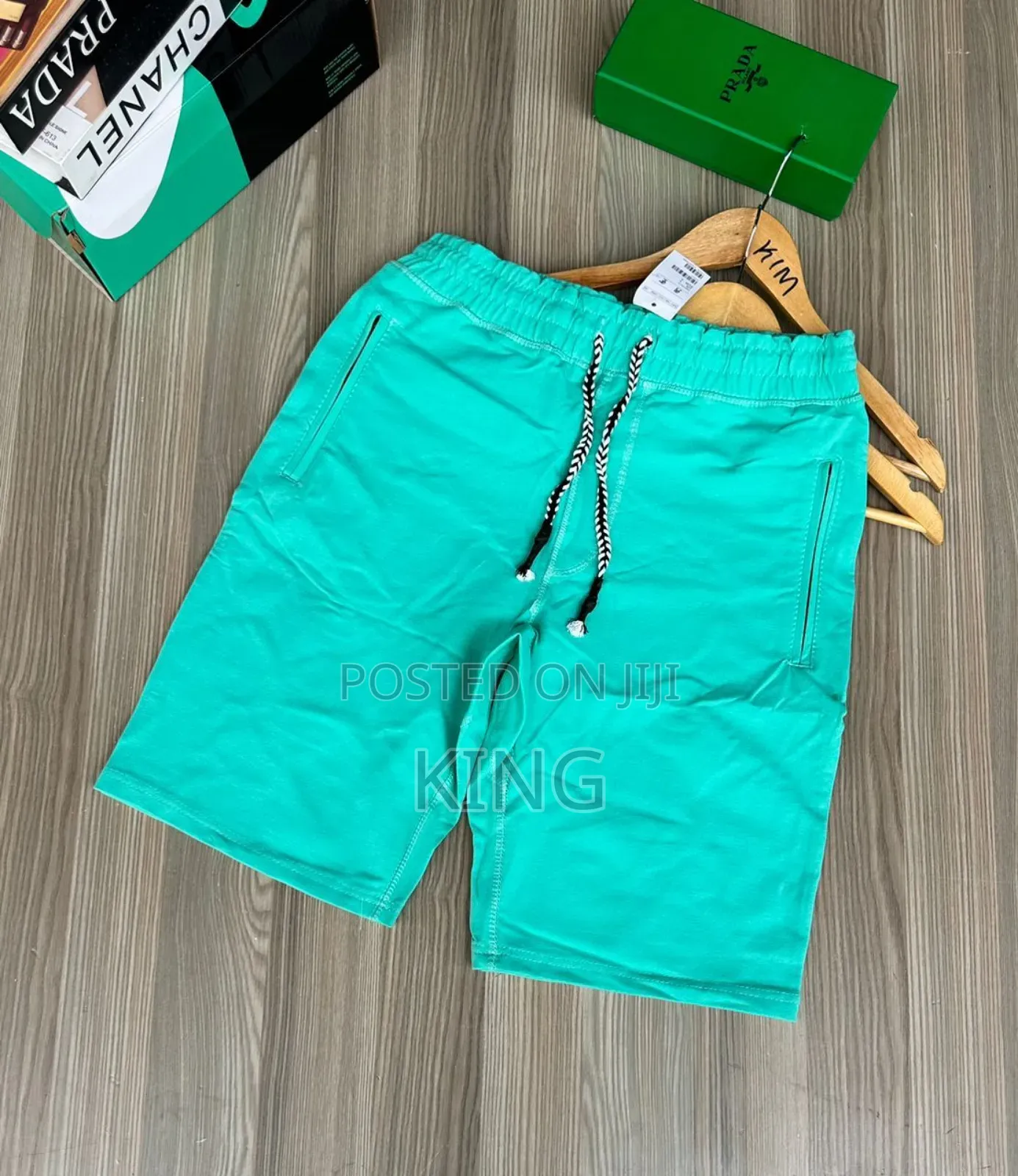 Classic Green Casual Short