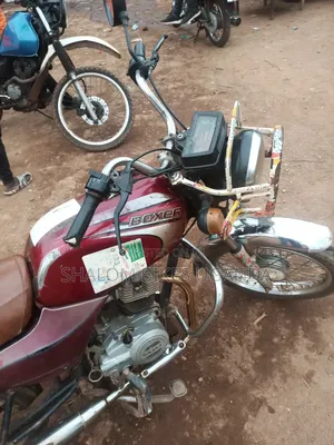 Bajaj Boxer 2015 Red