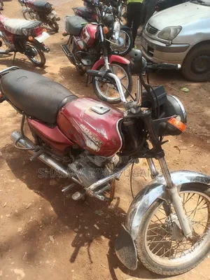 Bajaj Boxer 2015 Red