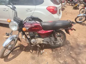 Bajaj Boxer 2015 Red