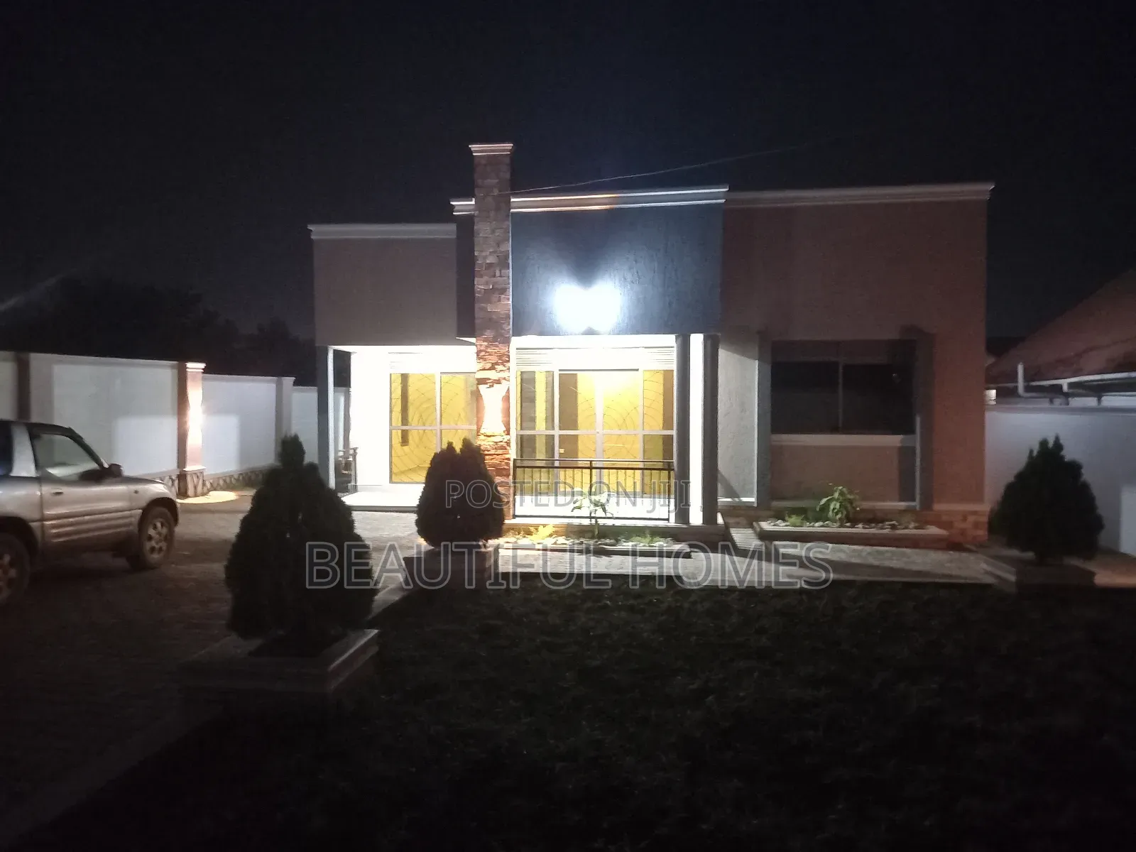 Furnished 4bdrm House in Kira for sale
