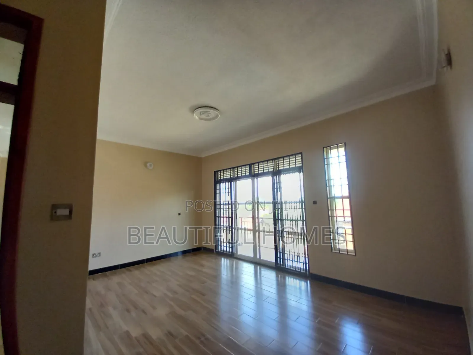 Furnished 5bdrm Mansion in Kyanja, Nakawa for sale