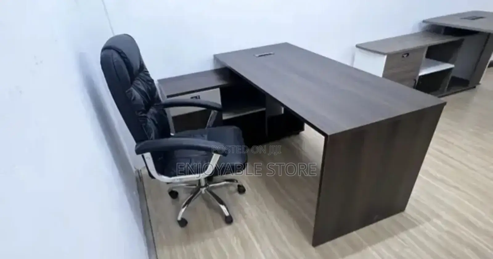VIP Set Office Chairs and Table