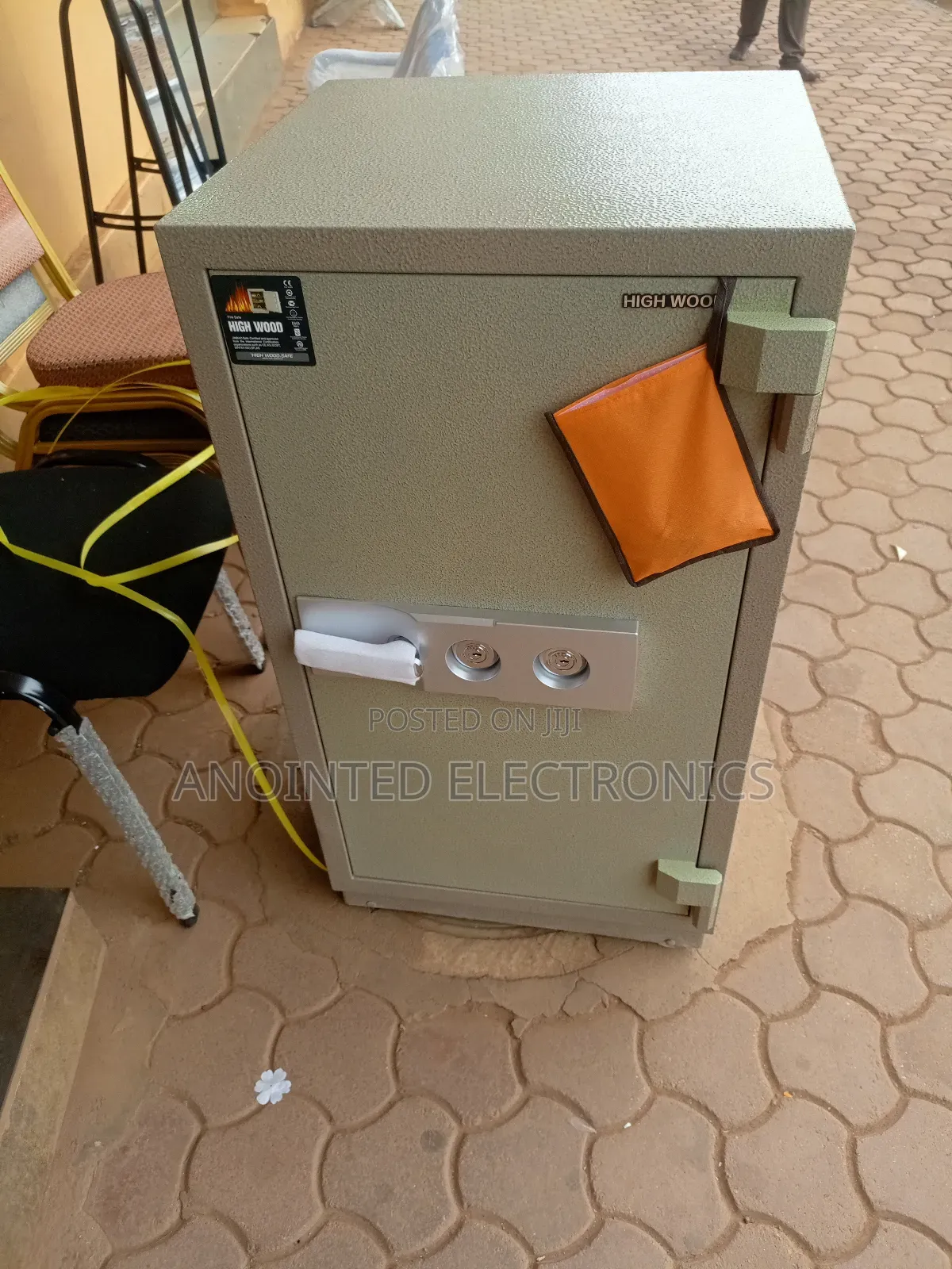 Safe Cash Box