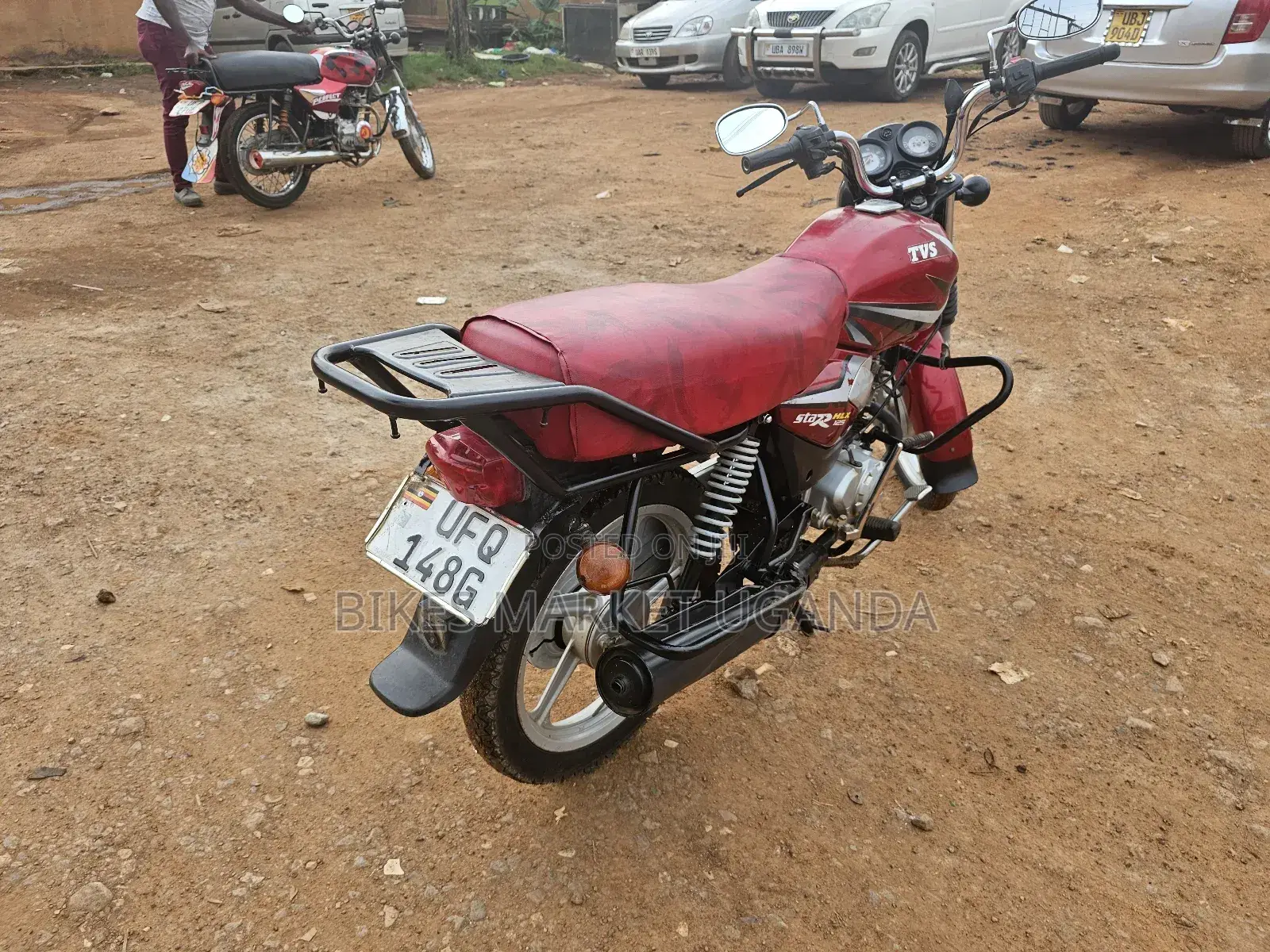 TVS HLX 125 2023 Red