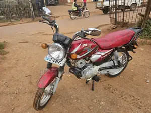 TVS HLX 125 2023 Red