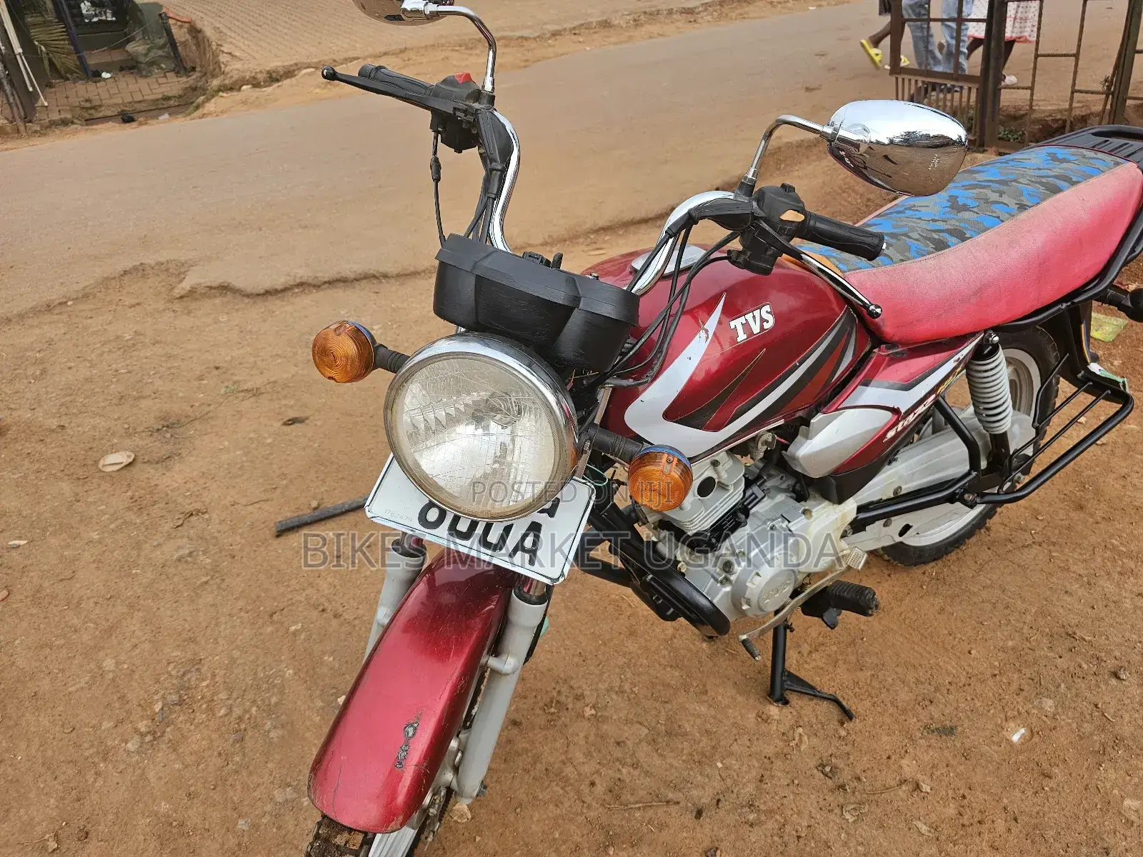 TVS HLX 125 2022 Red