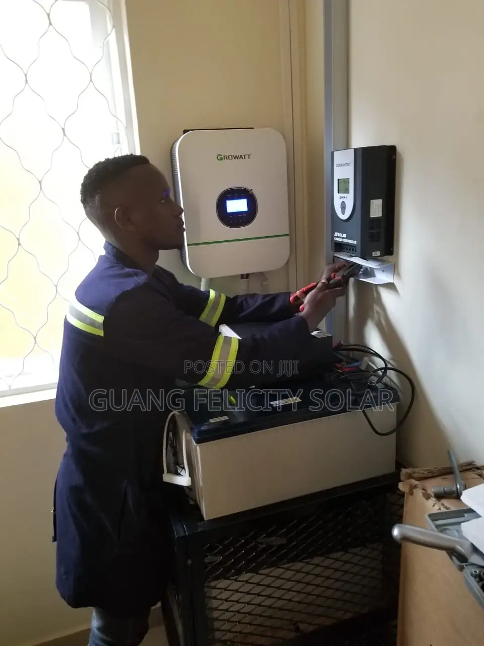 3kva / 3000w Growatt Inverter
