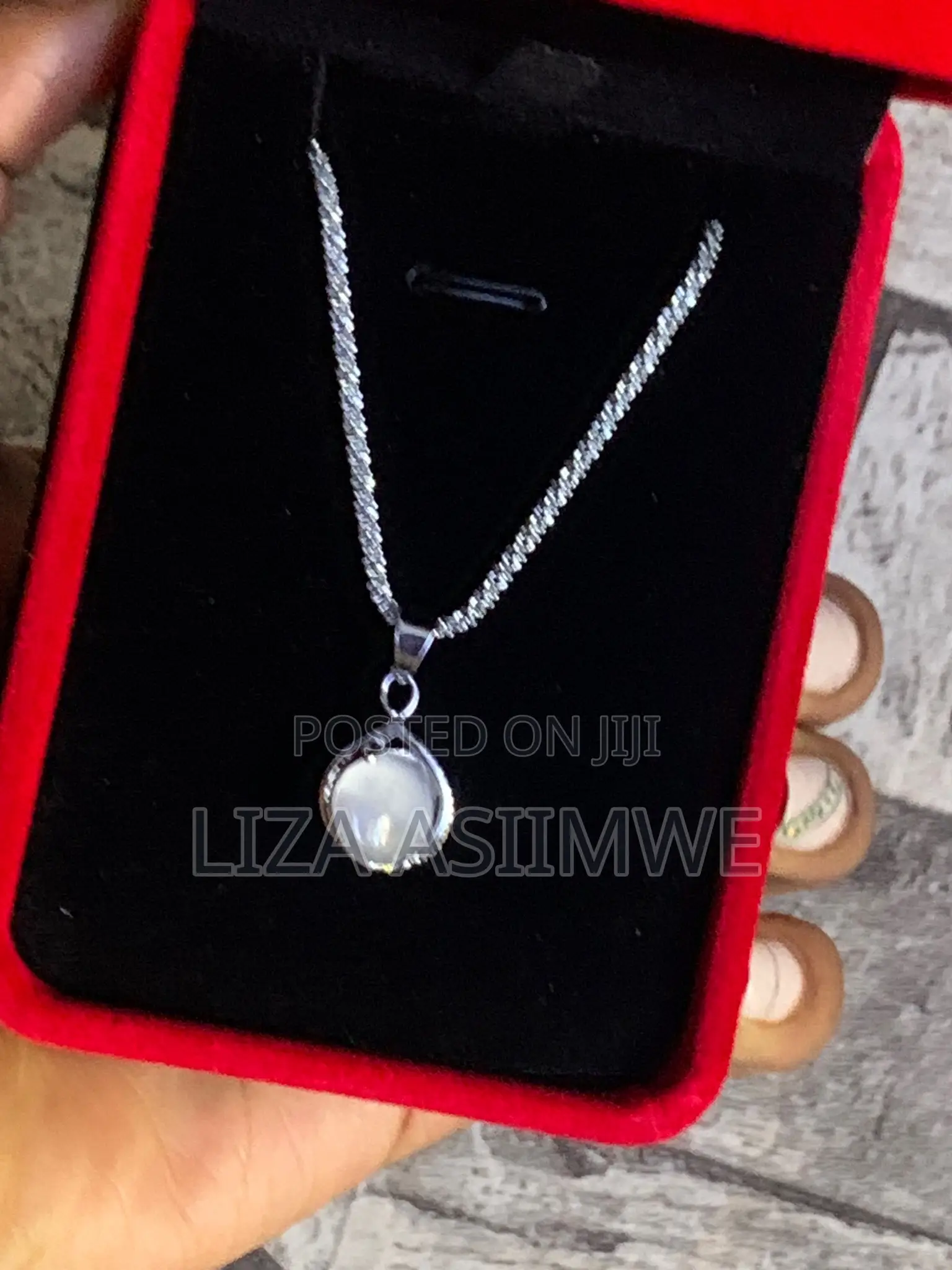 Lady’S Necklaces