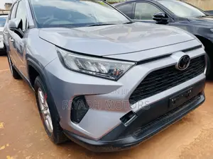 Toyota RAV4 2017 Silver