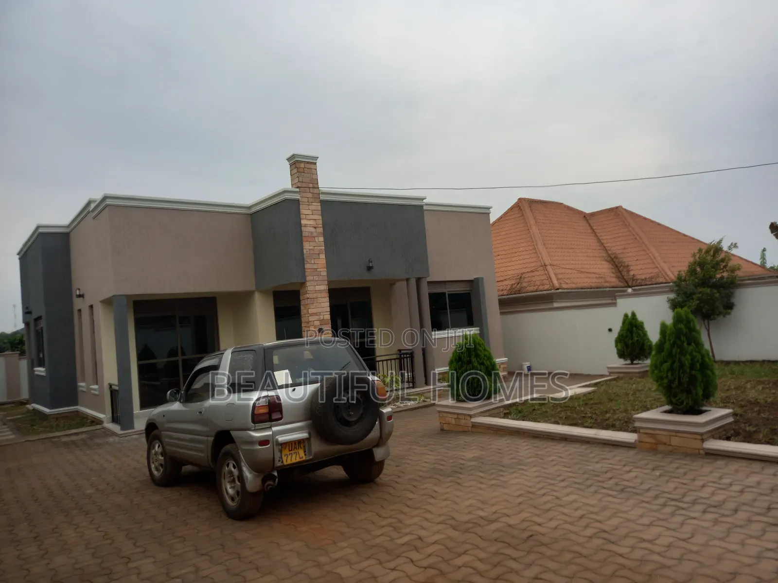 Furnished 4bdrm House in Kira for sale