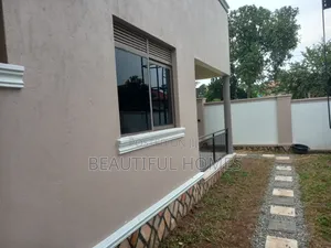 Furnished 4bdrm House in Kira for sale