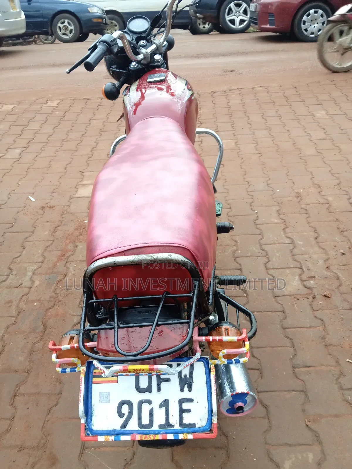 Bajaj Boxer BM100ES 2023 Red