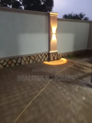 Furnished 4bdrm House in Kira for sale