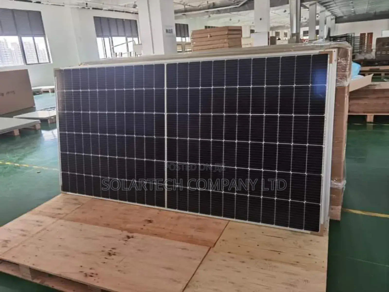 550W Mono Solar Panels Nism