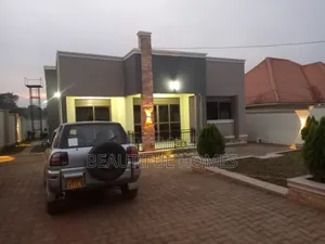 Furnished 4bdrm House in Kira for sale
