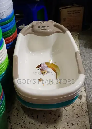 Cream Baby Basins a Pc