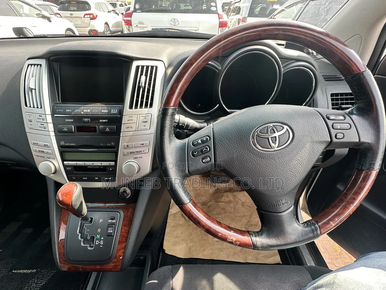 Toyota Harrier 2.4 4WD 2011 White
