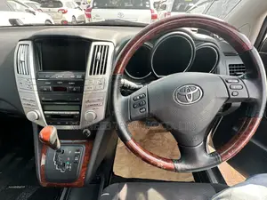Toyota Harrier 2.4 4WD 2011 White