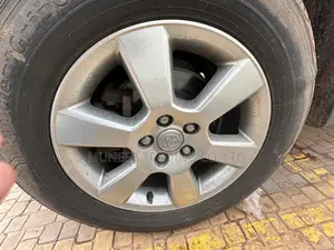 Toyota Harrier 2.4 2011 Gold