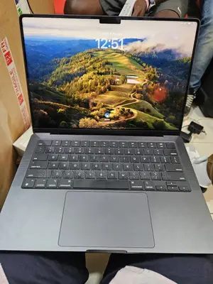 Laptop Apple MacBook Pro 18GB Apple M3 Pro SSD 512GB