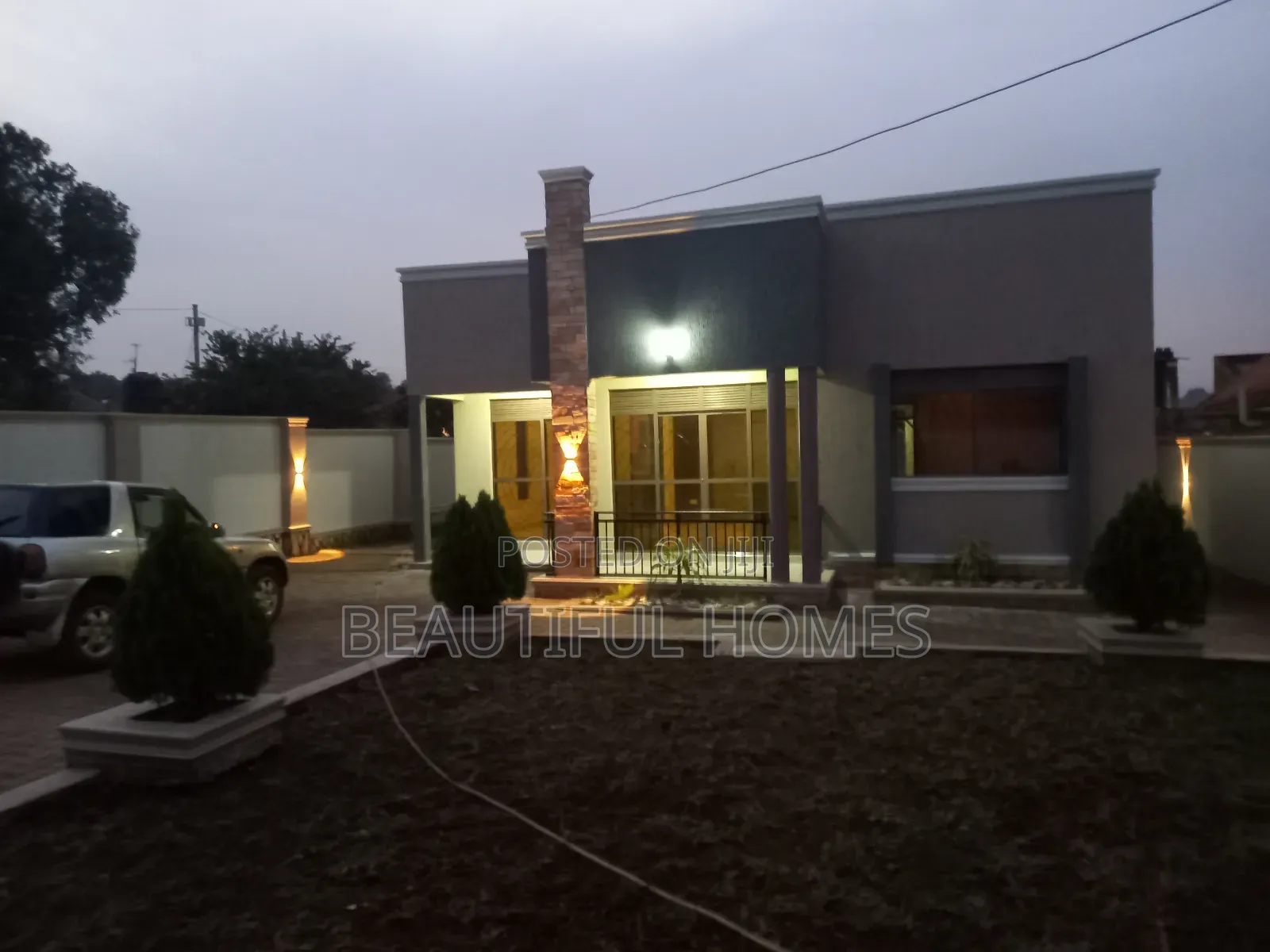 Furnished 4bdrm House in Kira for sale