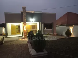 Furnished 4bdrm House in Kira for sale