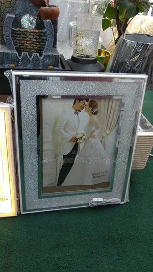 Photo - Lighting LED Crushed Diamond Mirrored Crystal Photo Flames