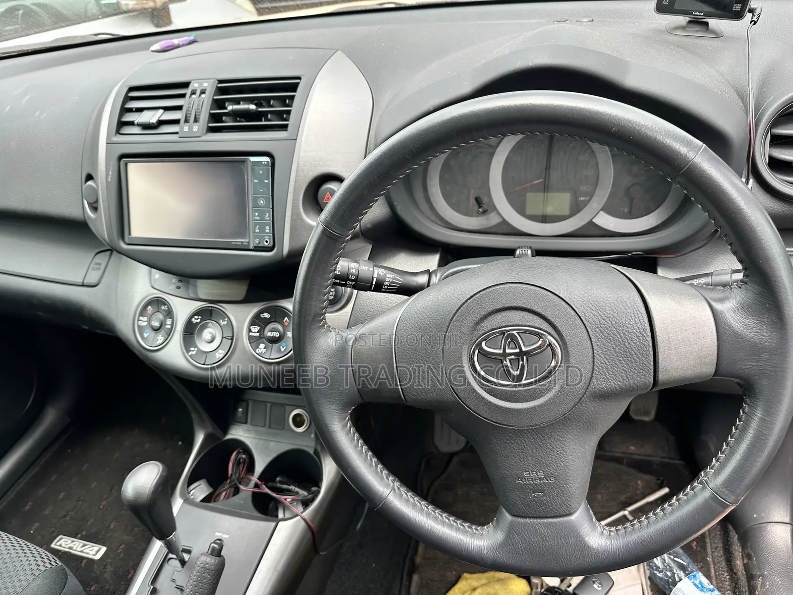 Toyota RAV4 2.5 2010 White