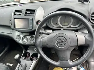 Toyota RAV4 2.5 2010 White