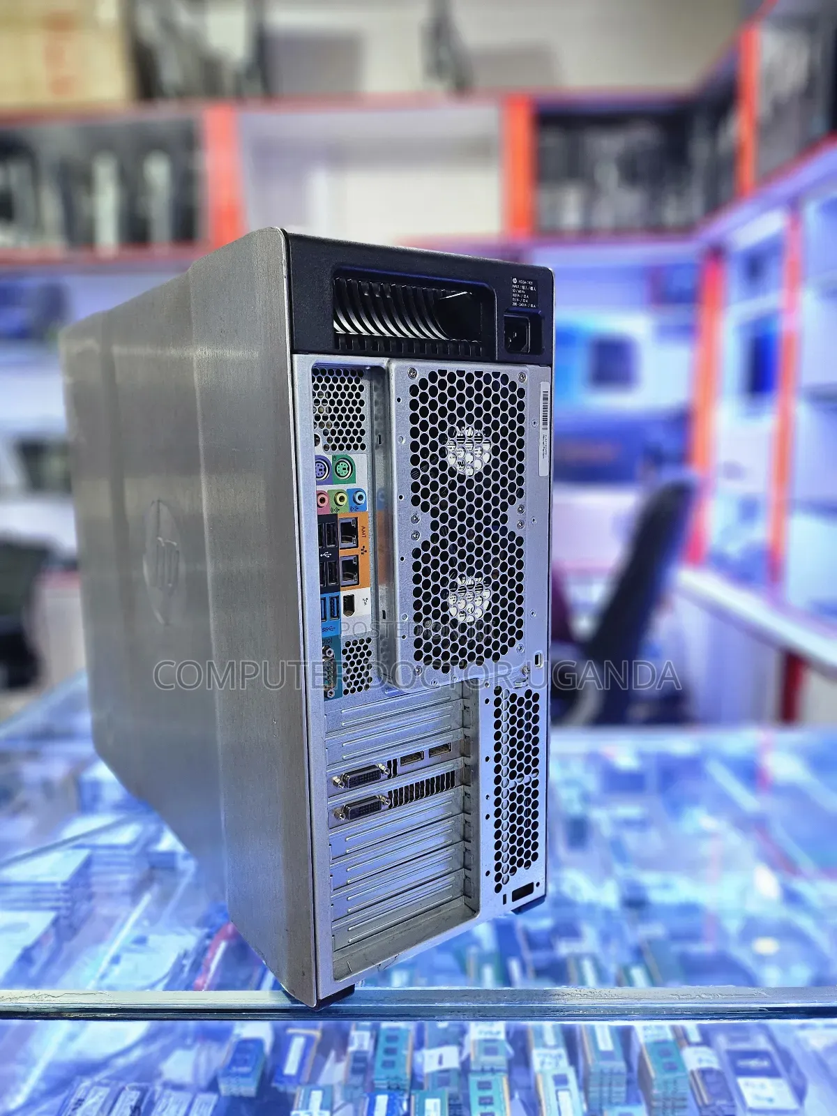 Server HP Easy Connect 32GB Intel Xeon HDD 4T