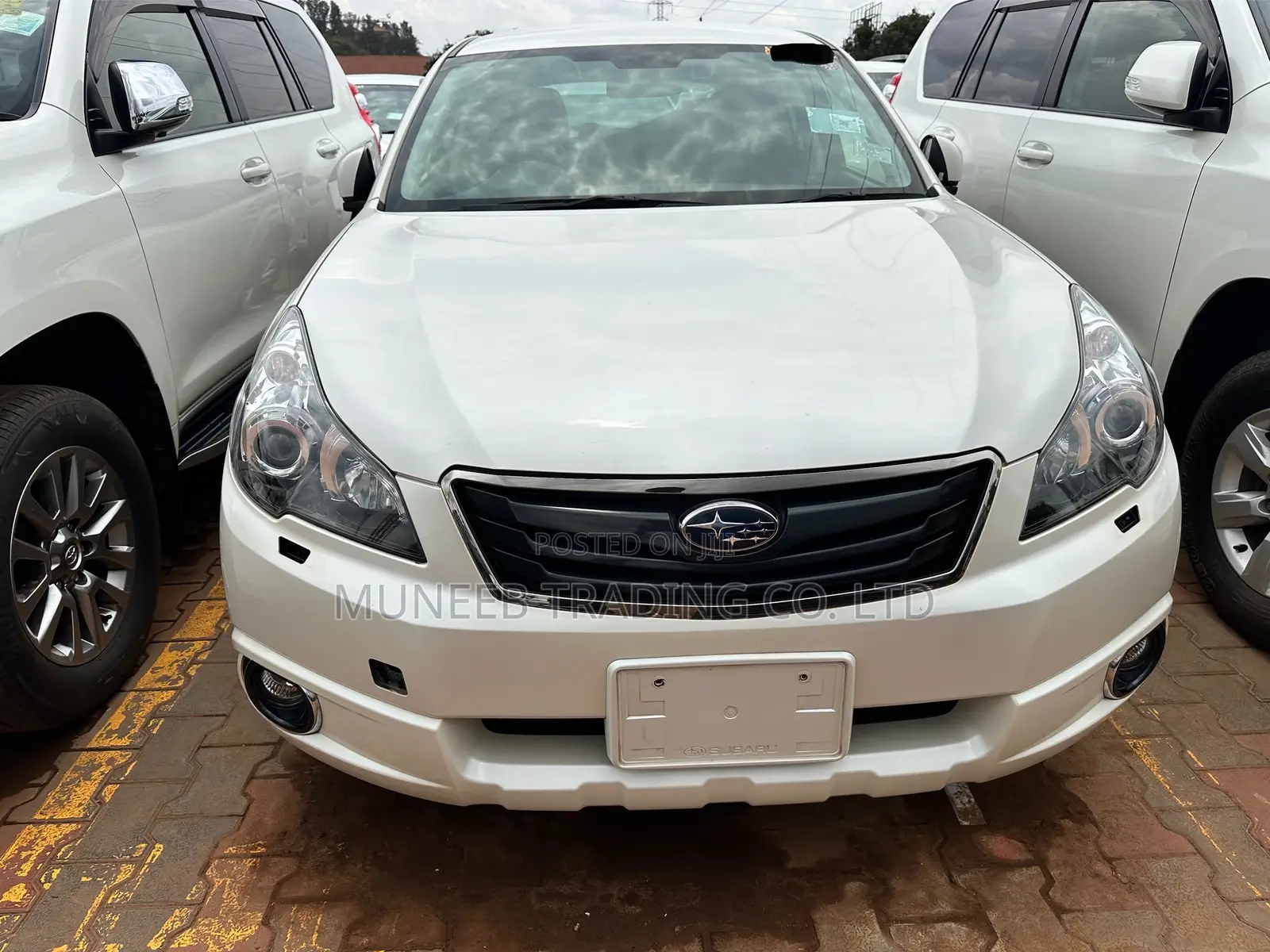 Subaru Outback 2.5i 2011 White