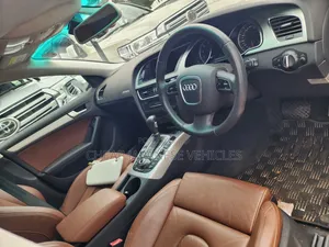 Audi A5 2.0T Premium Quattro 2011 Silver