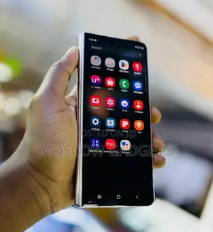 Samsung Galaxy Z Fold4 256 GB Gold