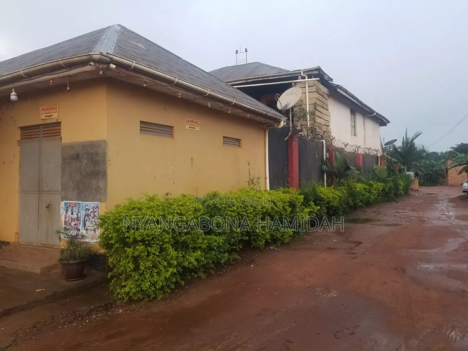 Furnished 20bdrm Townhouse/Terrace in Inland Property, Mukono TC