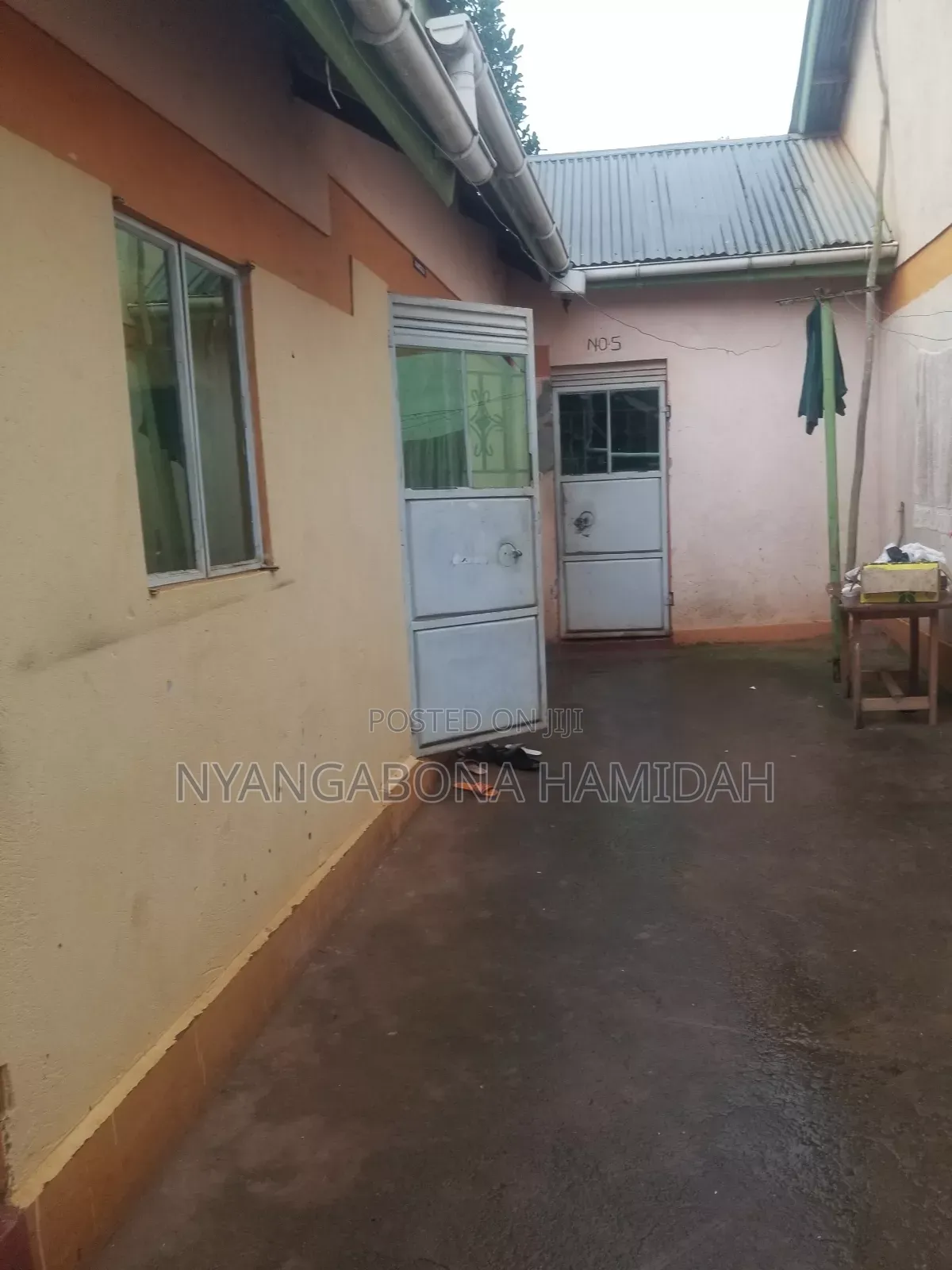 Furnished 20bdrm Townhouse/Terrace in Inland Property, Mukono TC