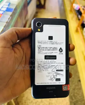 Sharp Aquos Sense 2 SHV43 32 GB Black