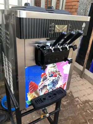 Excellent Mini / Table Top Ice Cream Machine 00