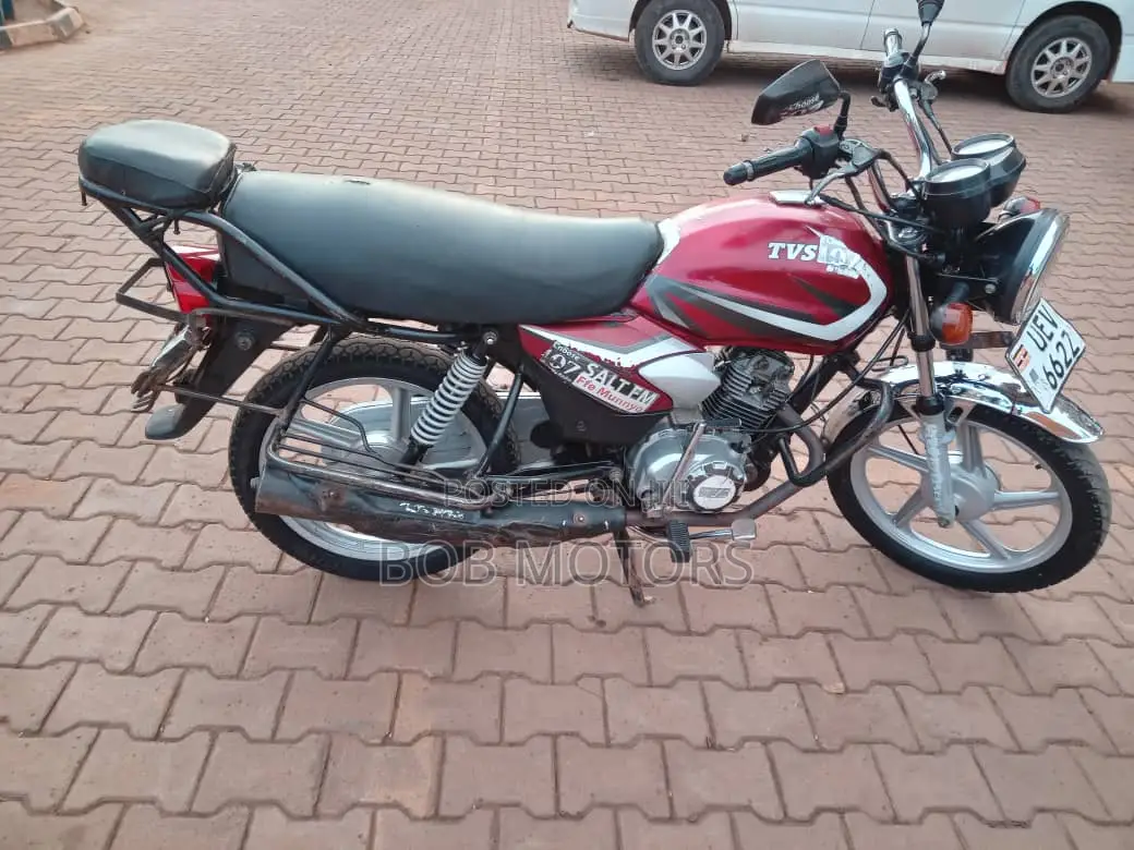 TVS HLX 125 2022 Red