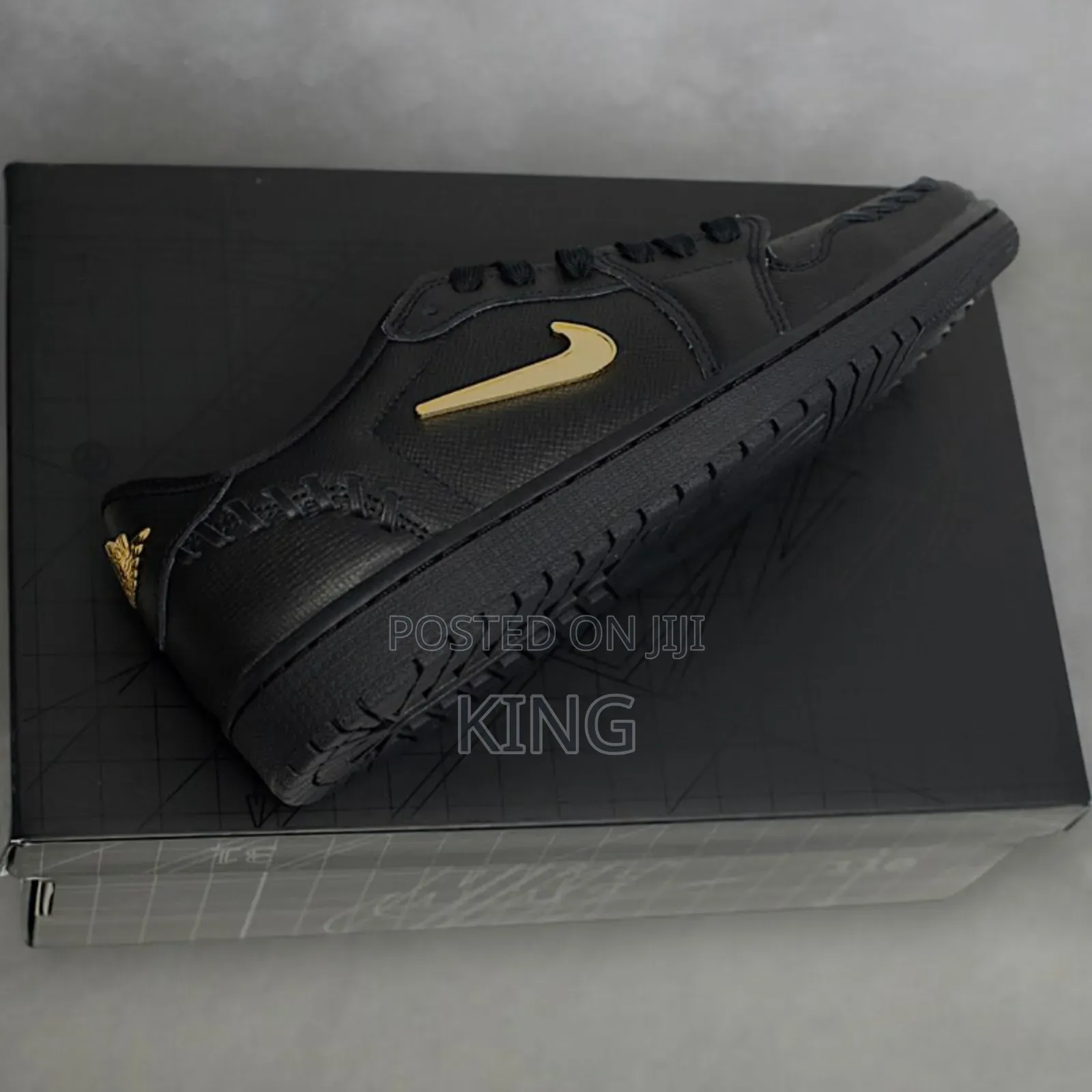 Air Jordan 1 Low Method of Make Black Metallic Gold