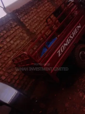 Tricycle 2023 Red