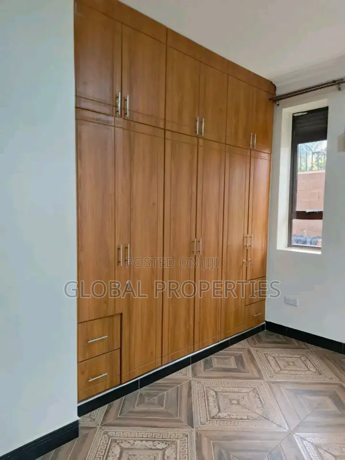 1bdrm Apartment in Kira Estate, Central Division for rent