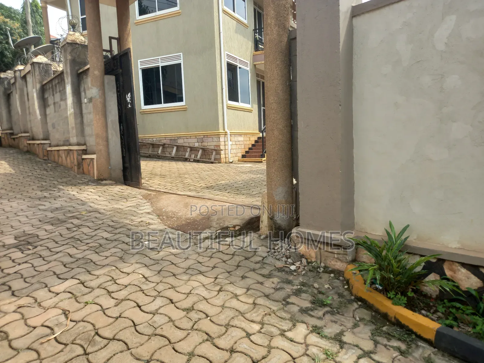 Furnished 2bdrm Apartment in Kyanja, Central Division for sale