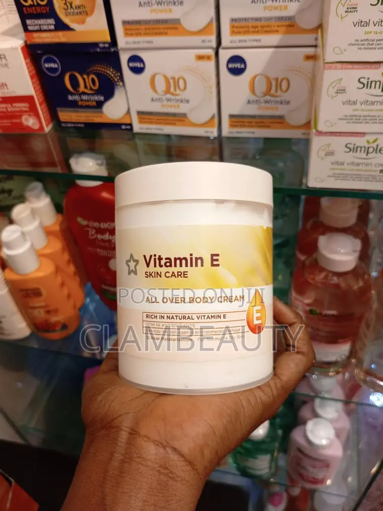 Superdrug Vitamin E Hydrating All Over Body Cream Moisturise