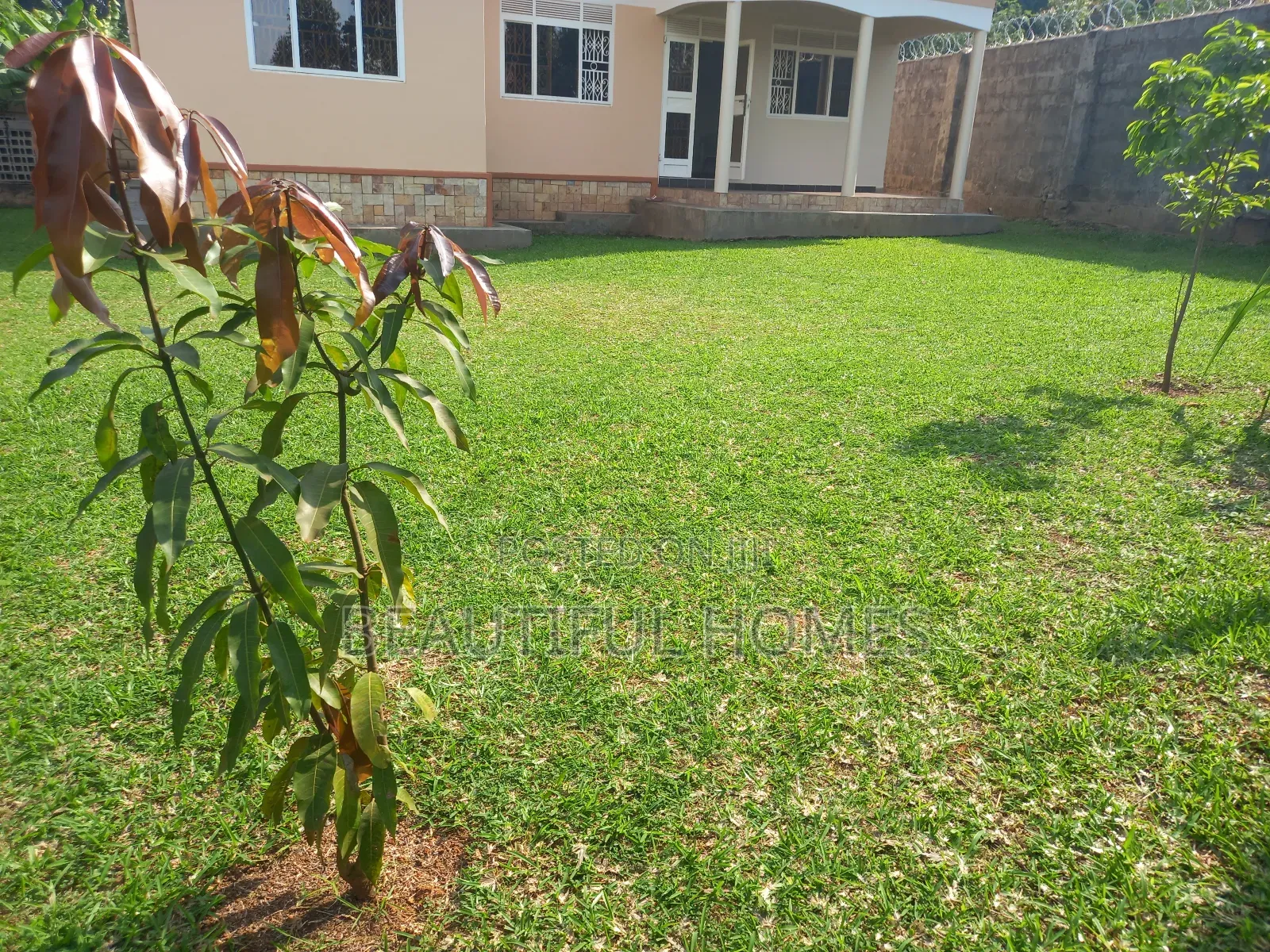 Furnished 3bdrm House in Kisaas, Nakawa for sale