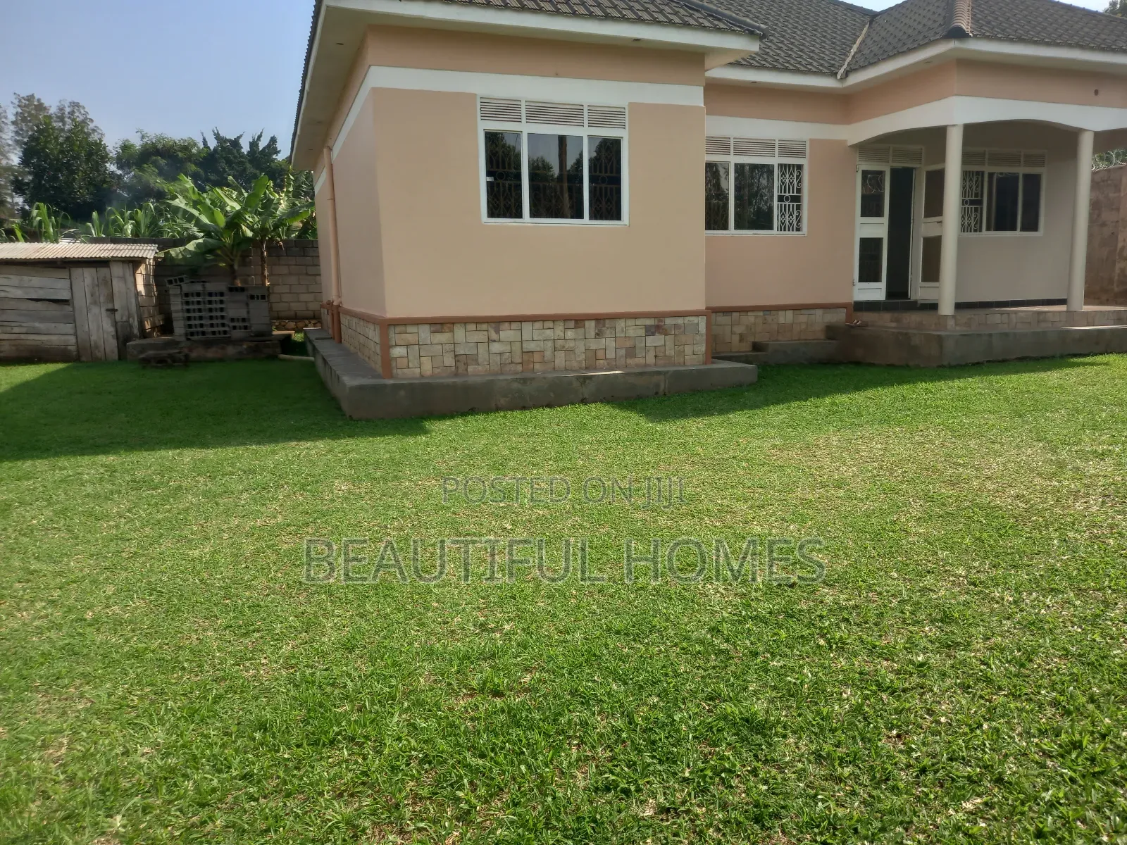 Furnished 3bdrm House in Kisaas, Nakawa for sale