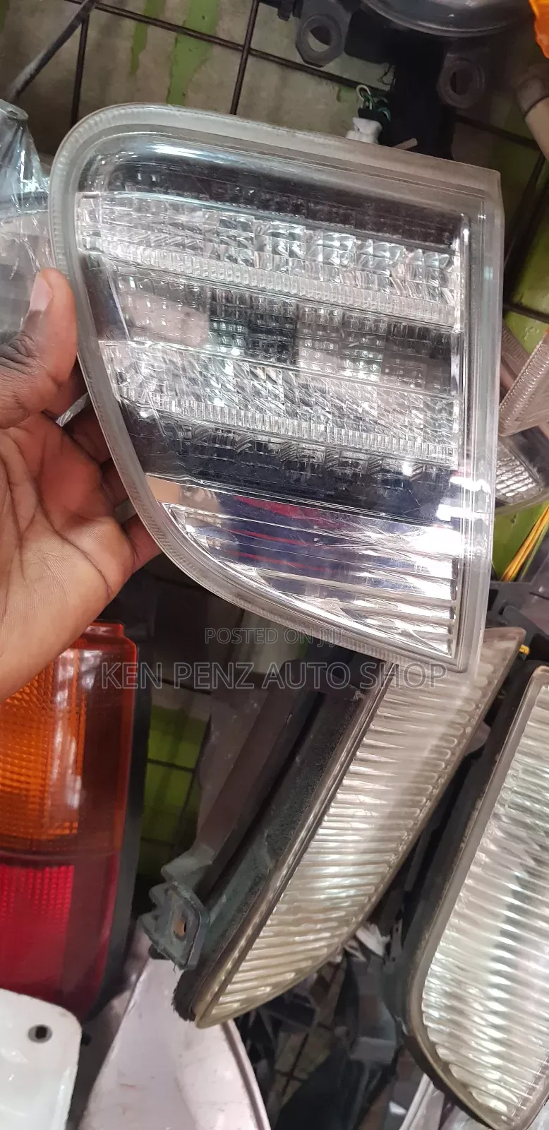 Toyota Blade Taillamp Reflectors
